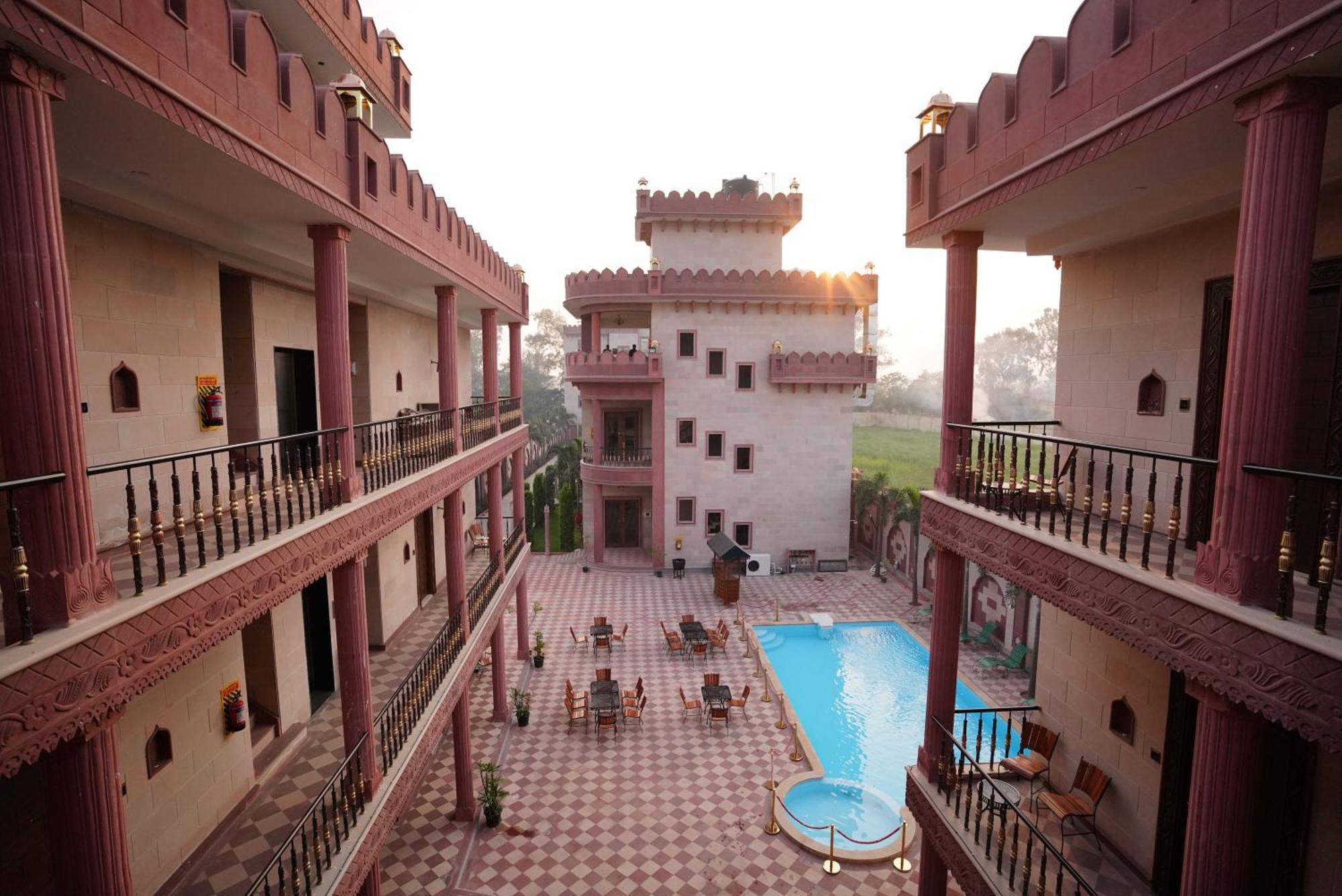 The Fort ムラーダーバード エクステリア 写真